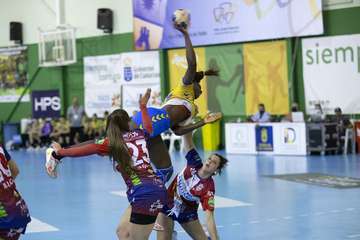 El Rocasa suma un punto ante Guardés en un partido no apto para cardíacos/TA.